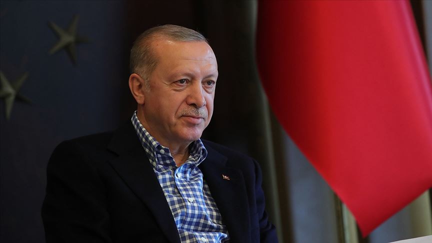 Başkan Erdoğan İsveç''ten Türkiye''ye getirilen Emrullah Gülüşken''in kızı ile telefonda görüştü