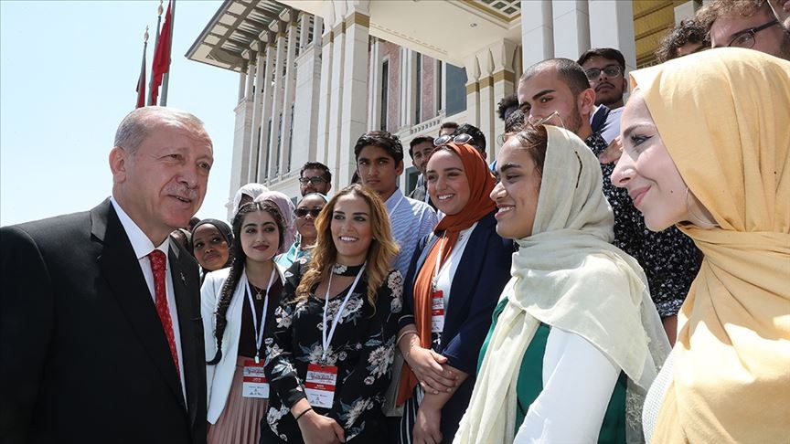 Erdoğan Amerikalı öğrencileri kabul etti
